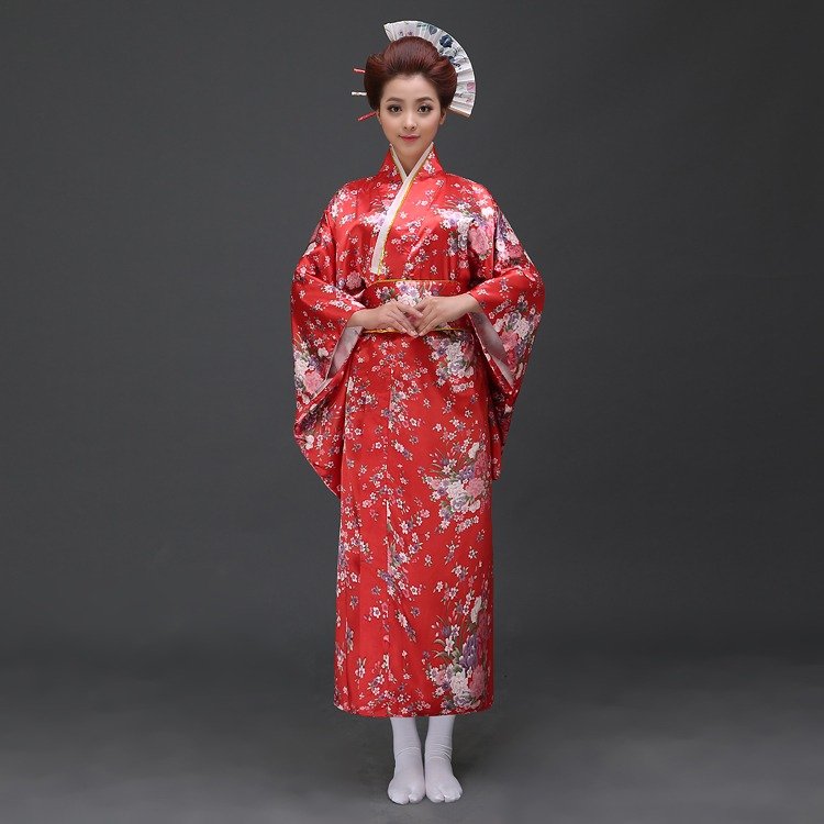 Kimono Japonais Femme Traditionnel Fleuri Rouge